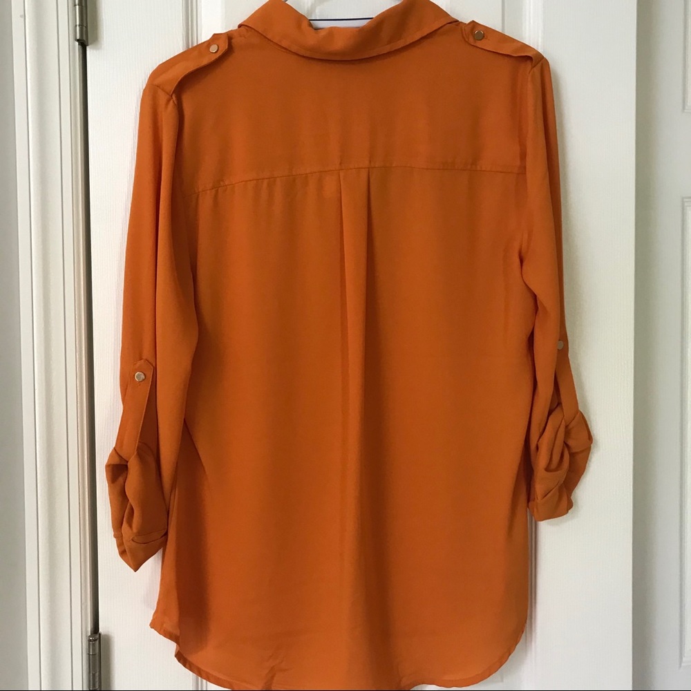 🎉HPx2🎉 Roll-Tab Utility Shirt in Sunrise Orange - Picture 3 of 7